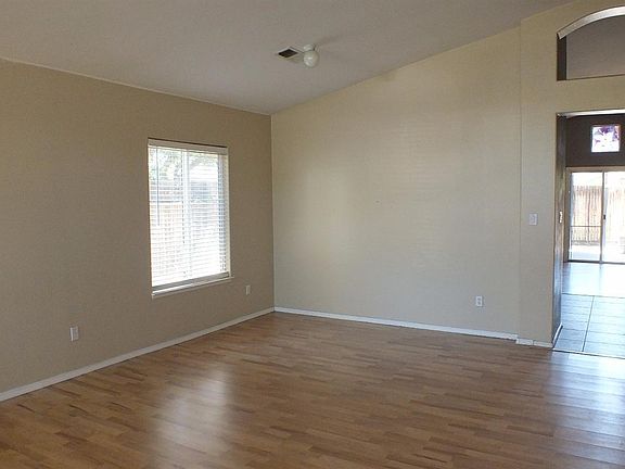 3rd image of 4501 Betony Dr
