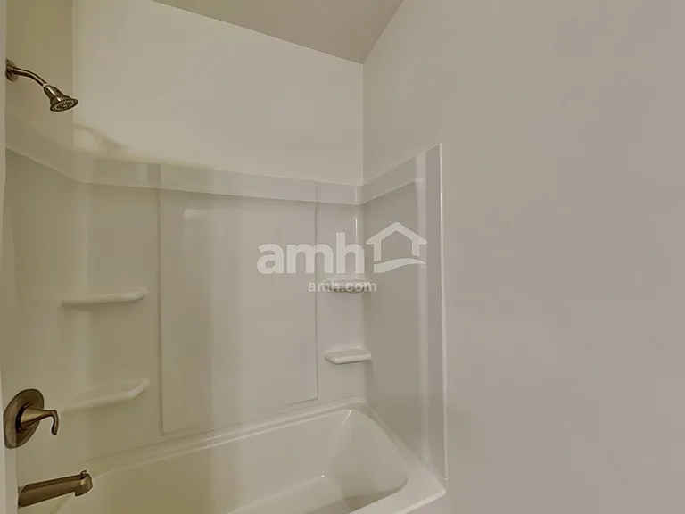 597 Slew Dr — Photo 18