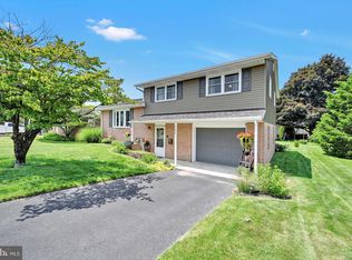 731 S State St, Ephrata, PA 17522