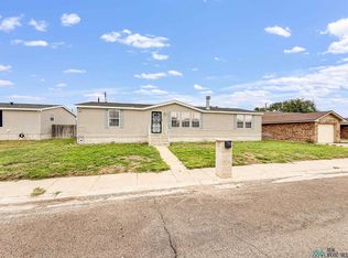 624 N Quiroz Dr, Hobbs, NM 88240