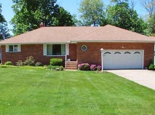 750 Edgewood Rd, Richmond Heights, OH 44143