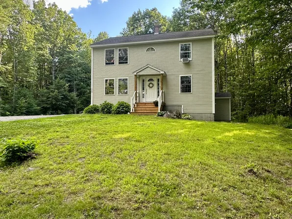 1368 Sokokis Trail, Waterboro, ME 04061