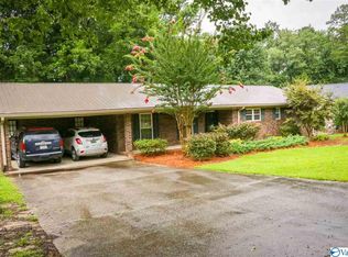 115 Windy Hill Rd, Rainbow City, AL 35906