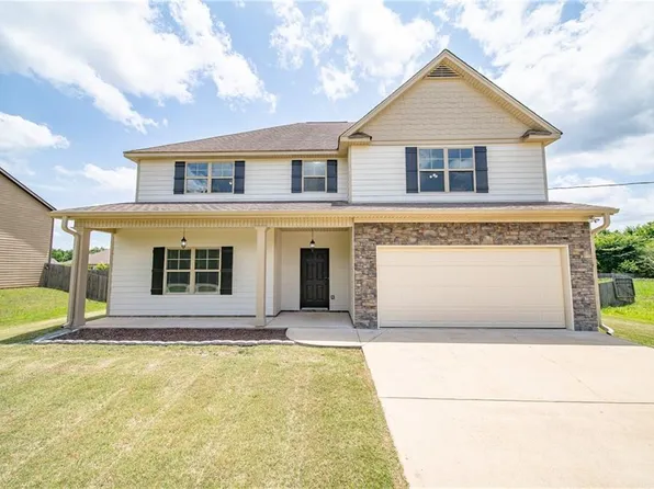 301 Owens Rd, Fort Mitchell, AL 36856