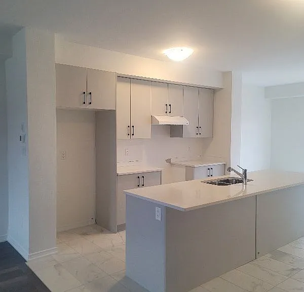 14 Baskett St — Photo 8