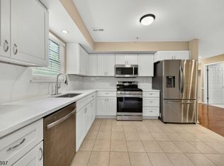 4 Springholm Dr, Berkeley Heights, NJ 07922