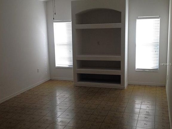 5th image of 1833 Sir Lancelot Cir