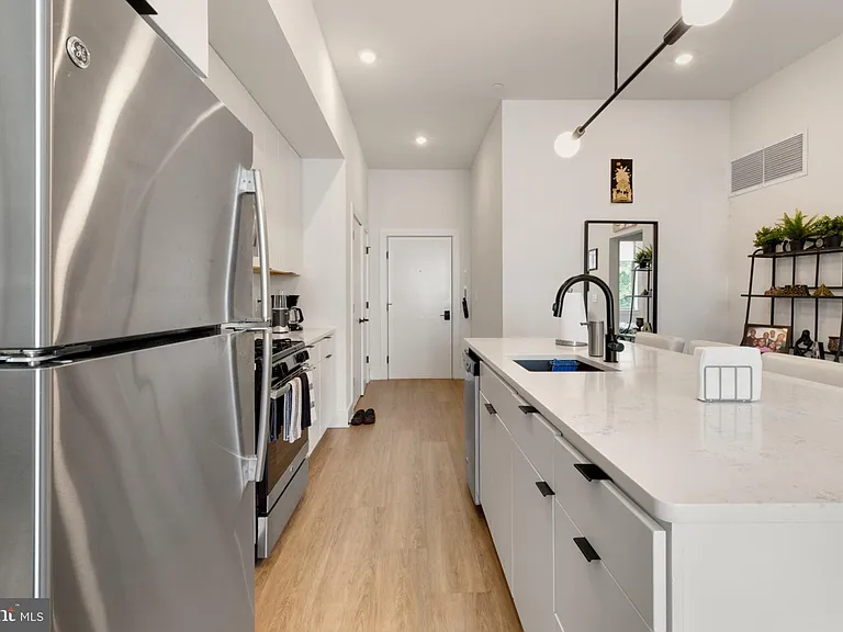 630 Federal St #201 — Photo 7
