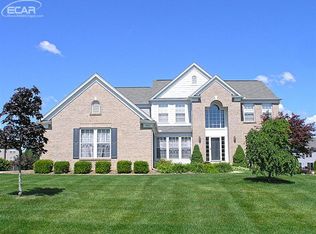 9046 Bradway Blvd, Grand Blanc, MI 48439