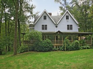 54 Hewitt Rd, Stockton, NJ 08559