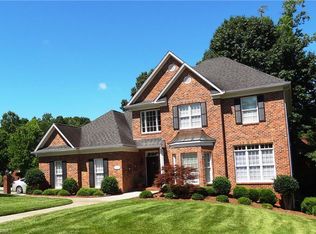 100 Mossydell Ct, Clemmons, NC 27012