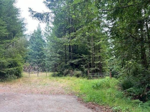 2231 Greenwood Heights Dr, Kneeland, CA 95549