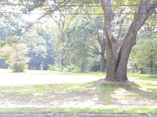 1154 Athey Rd, Mobile, AL 36608