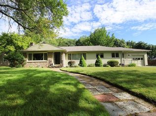 302 Winkworth Pkwy, Syracuse, NY 13215