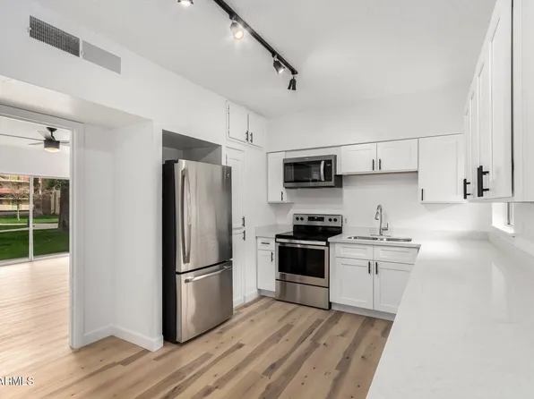 351 E THOMAS Road #E106, Phoenix, AZ 85012