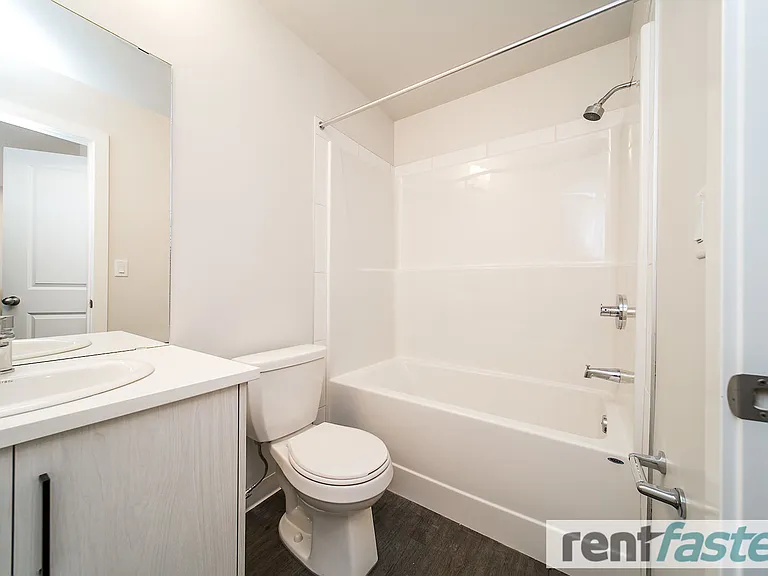 6870 Ad Astra Blvd NW — Photo 38