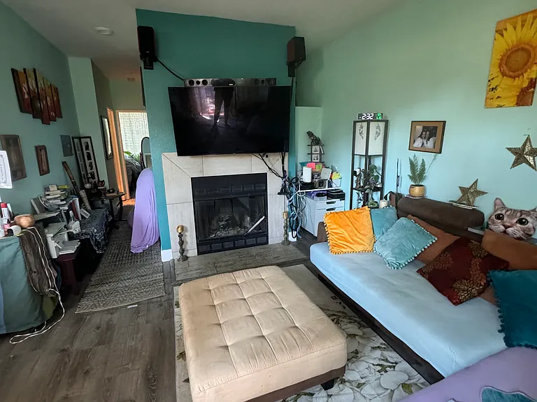 125 Lakeshore Ct — Photo 7