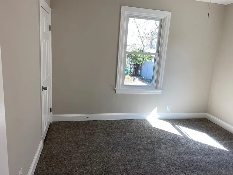 1250 Stevens Ave — Photo 10