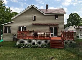 868 Maple St, Lake Linden, MI 49945