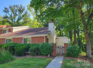 8423 Ramath Dr, Charlotte, NC 28211