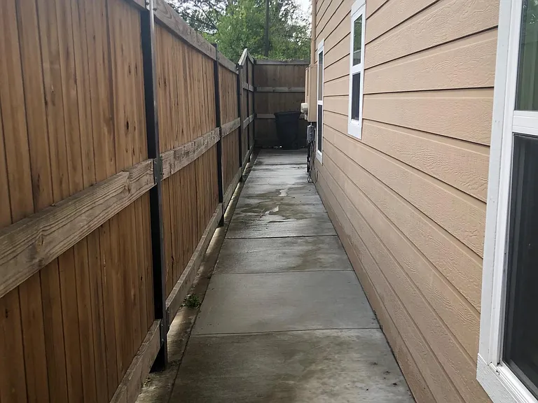 4110 Huey St #B — Photo 25