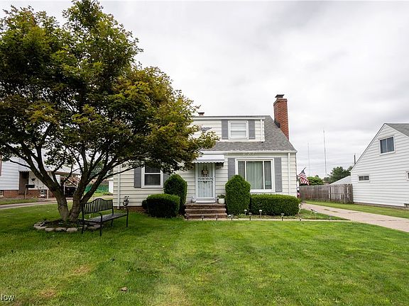 2nd image of 2904 Hilltop Dr