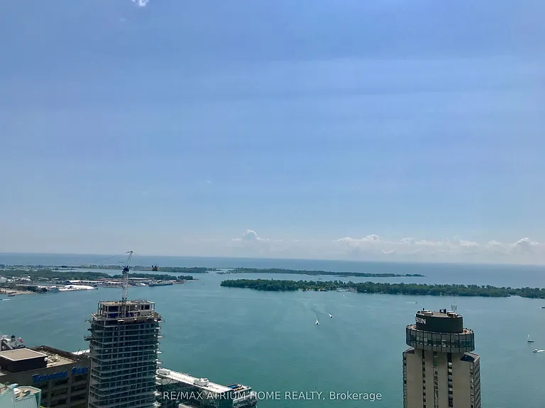 33 Bay St #4905 — Photo 16
