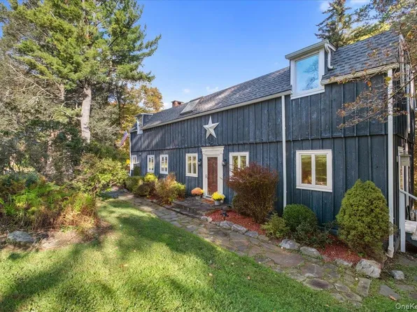 36 Byrds Hill Road, Pawling, NY 12564