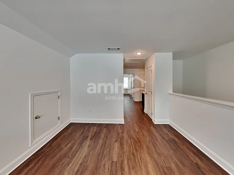 5233 Blue Mountain Dr — Photo 1