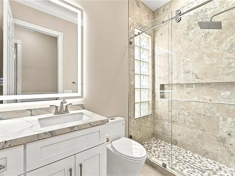8543 Alessandria Ct — Photo 16