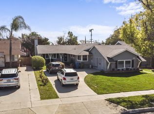 9946 Columbus Ave, Mission Hills, CA 91345