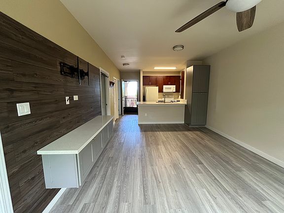 2nd image of 139 Hoowaiwai Loop APT 2606