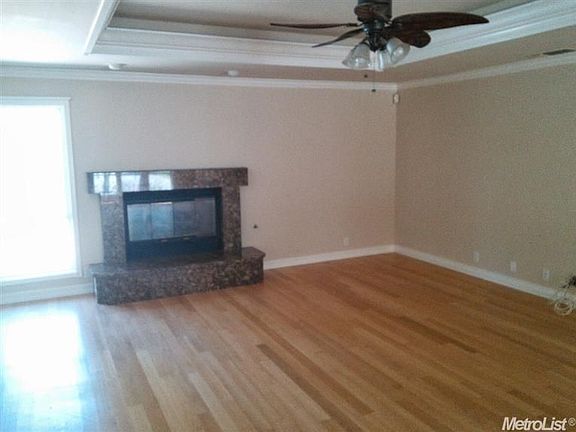 4th image of 4657 Plantation Dr
