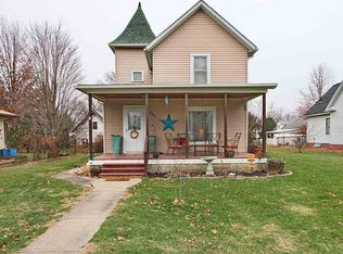 307 E Elm St, Lone Tree, IA 52755