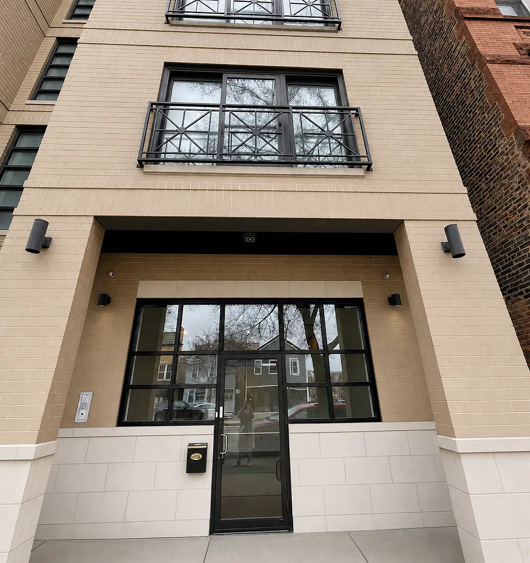 1451 N Ashland Avenue — Photo 1
