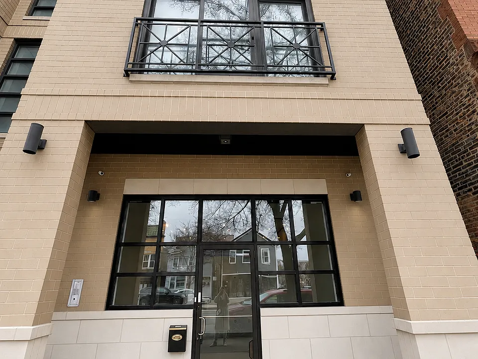 1451 N Ashland Ave #SF