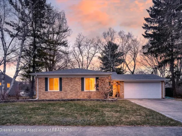 5902 Beuna Pkwy, Haslett, MI 48840