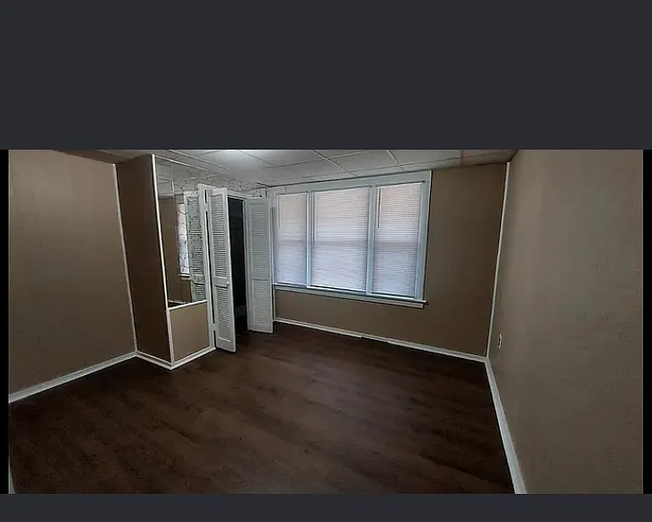 729 Elizabeth St #1 — Photo 8