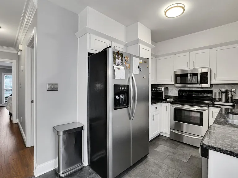 55 Mount Vernon Cir — Photo 12