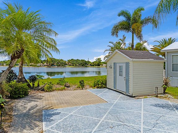 3rd image of 3031 Canoe Point #3031