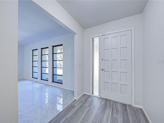 3rd image of 635 Kilbourne Ave
