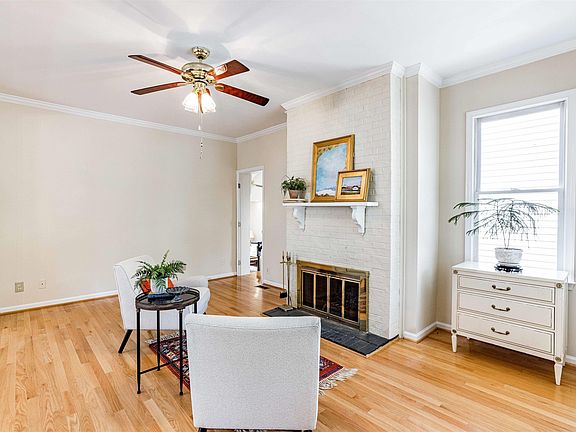 5th image of 1623 Dunraven Dr