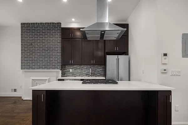 Sold by Compass | media 3