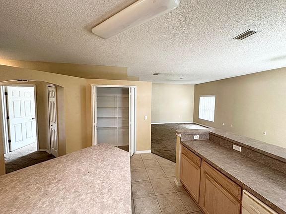 3rd image of 10 Pennsylvania Ln