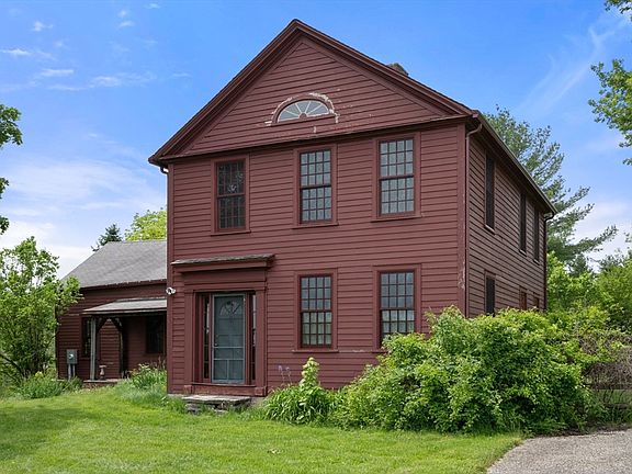 3rd image of 25 Golden Hill Rd
