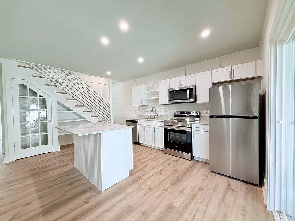 1216 Palmetto Ave #2