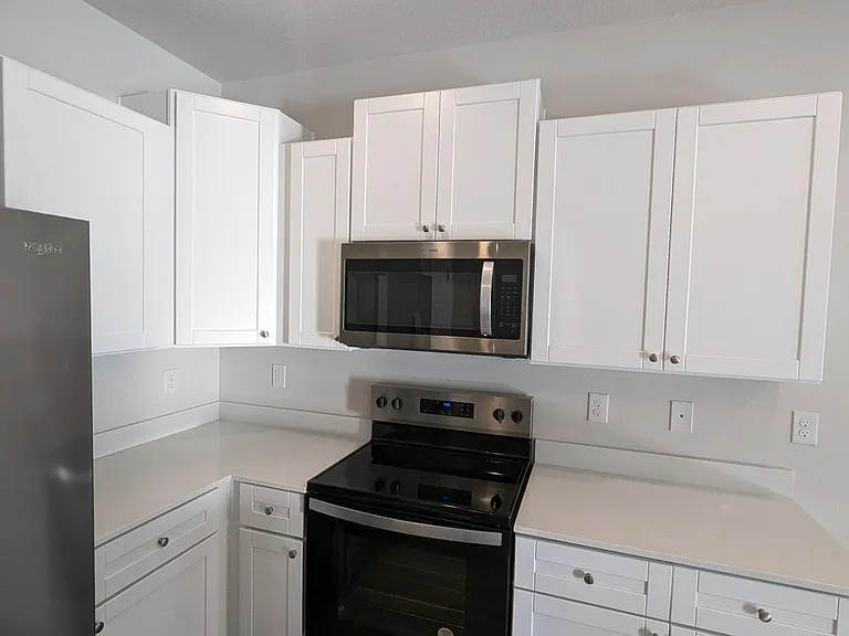 5723 Sandy Walk St — Photo 9