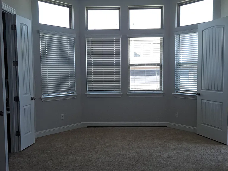 260 Jefferson Dr — Photo 7