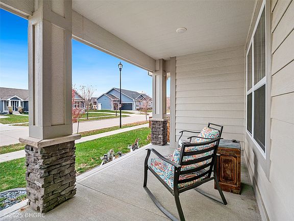 3rd image of 2023 SW Westwood St