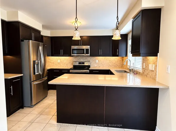 296 Ellen Davidson Dr, Oakville, ON L6M 0V5